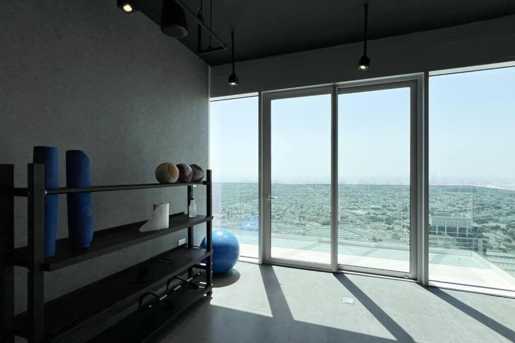Chic 2 Bed Near Trade Centre With 5 Star Amenities Apartment ดูไบ ภายนอก รูปภาพ