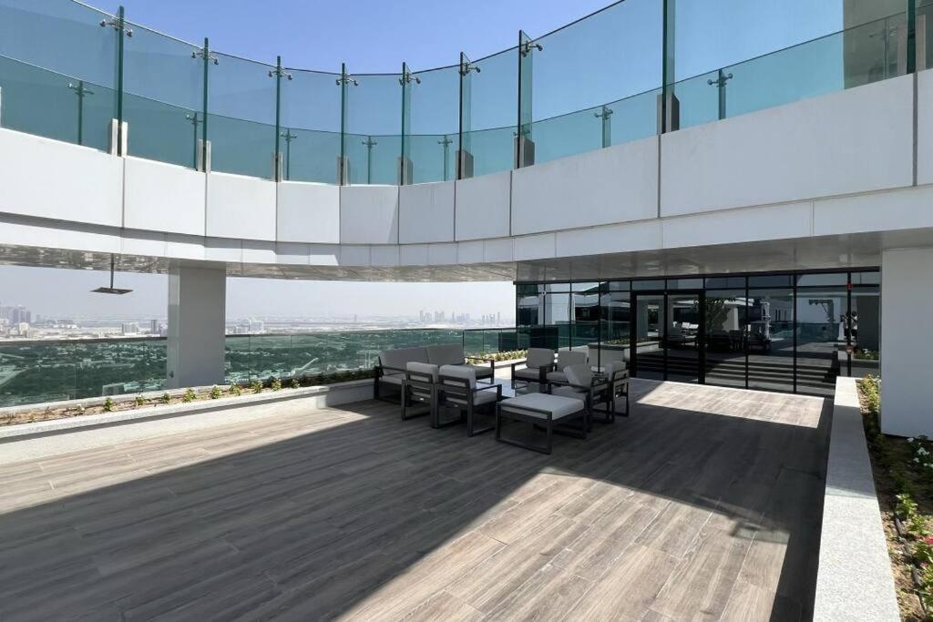 Chic 2 Bed Near Trade Centre With 5 Star Amenities Apartment ดูไบ ภายนอก รูปภาพ